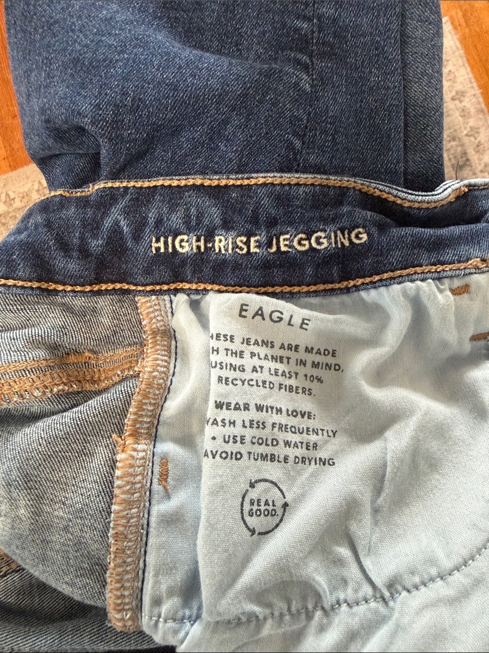 American Eagle High Rise Jegging - Picture 3 of 5